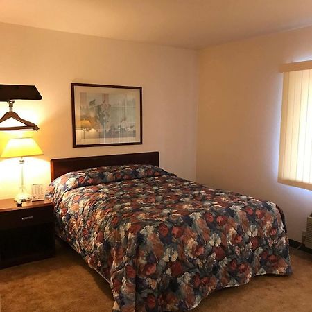 Mcgovern'S Motel And Suites Sun Prairie Esterno foto