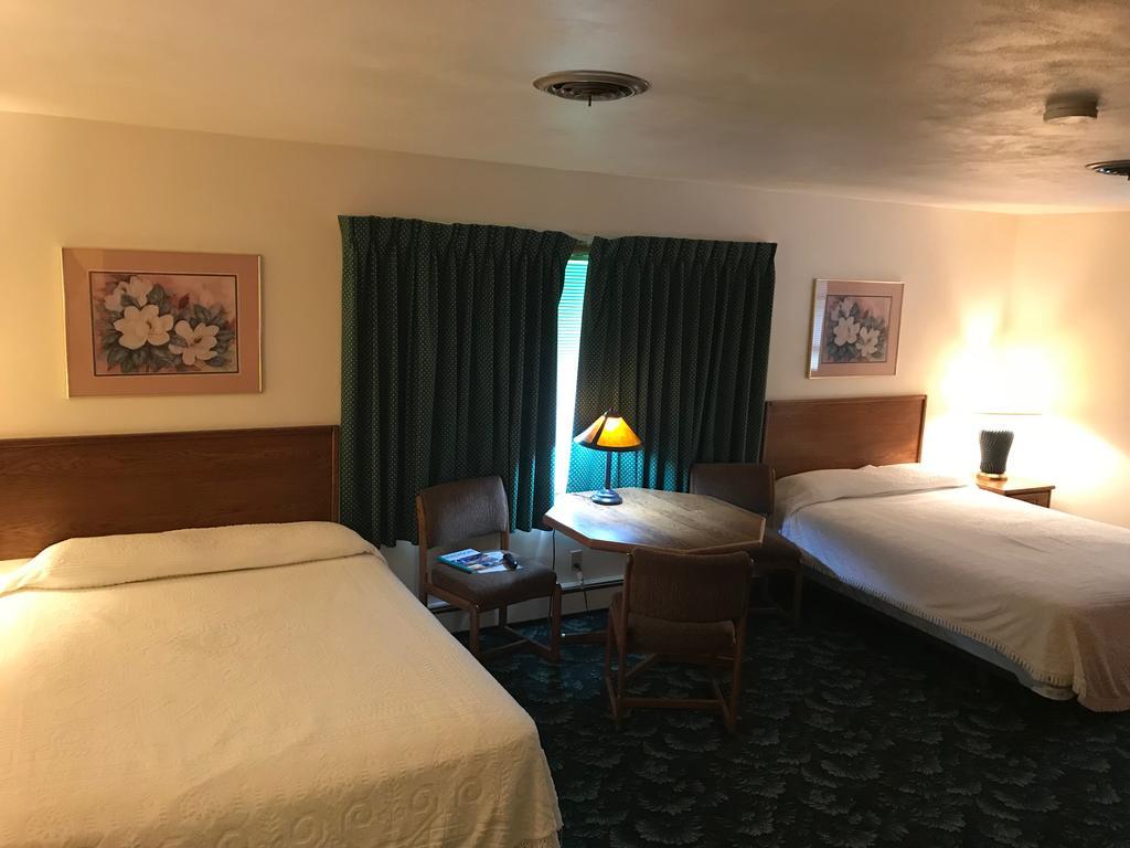 Mcgovern'S Motel And Suites Sun Prairie Esterno foto
